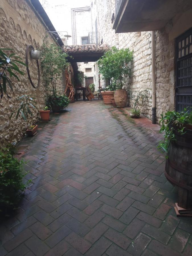Casa Porta San Francesco Panzió Alatri Kültér fotó
